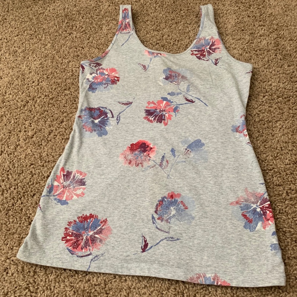 Floral scoop neck tank